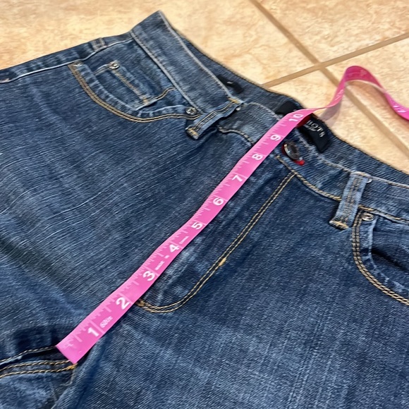 Talbots Boot Cut Jeans Sz 8 - Picture 10 of 10